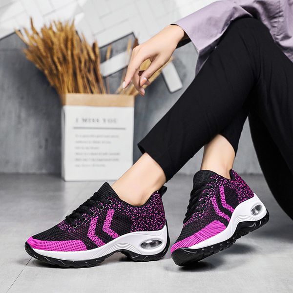 summer new square dancing shoes women's air cushion heightening large flying woven breathable outdoor sports
summer new square dancing shoes women's air cushion heightening large flying woven breathable outdoor sports