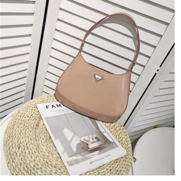 women luxurys designers bags 2021 designers underarm hobo middle-aged shiny cowhide one-shoulder designer handbag handbags totes crossbody b
women luxurys designers bags 2021 designers underarm hobo middle-aged shiny cowhide one-shoulder designer handbag handbags totes crossbody b