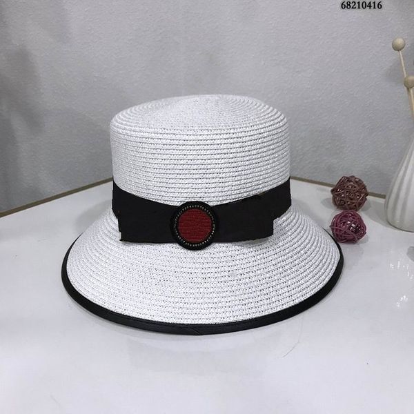 2021 luxry fashion women summer white wide brim straw hat with black cloth red circle belt size, Blue;gray
2021 luxry fashion women summer white wide brim straw hat with black cloth red circle belt size, Blue;gray