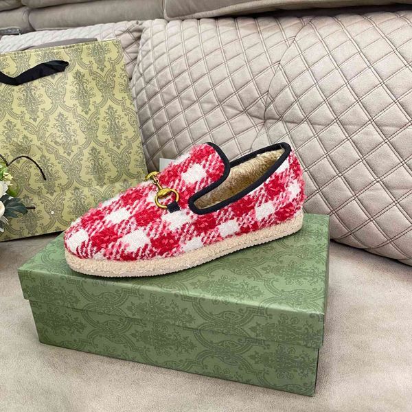 dress shoes premium plaid women's shoes, sheepskin slippers, integrated polar lining, flat bottom, color blocks, autumn and winter, 1ok, Black
dress shoes premium plaid women's shoes, sheepskin slippers, integrated polar lining, flat bottom, color blocks, autumn and winter, 1ok, Black