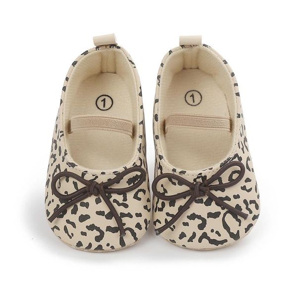 first walkers 0-18m baby girl casual born soft sole pu crib shoes cute leopard bowknot
first walkers 0-18m baby girl casual born soft sole pu crib shoes cute leopard bowknot