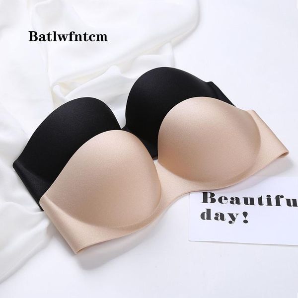 bras summer antiskid strapless invisible bra lady wedding beauty back chest thin gathering underwear, Red;black
bras summer antiskid strapless invisible bra lady wedding beauty back chest thin gathering underwear, Red;black