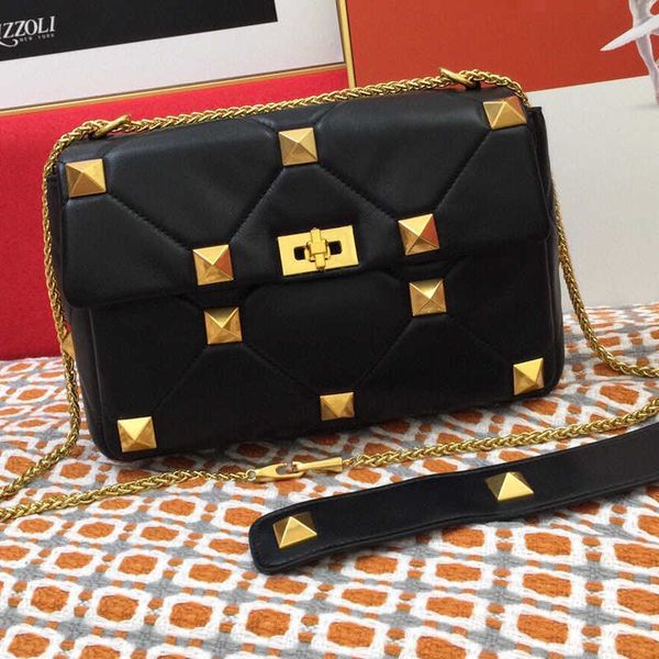 designer handbags crossbody bag backpack plain pu rivet chains women shoulder criss-cross pattern hand cross body s covered soft flap hands
designer handbags crossbody bag backpack plain pu rivet chains women shoulder criss-cross pattern hand cross body s covered soft flap hands