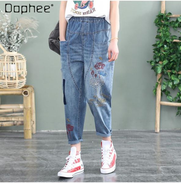 women's jeans 2021 spring embroidered cropped pants multi-pocket loose high waist large size denim harem tappered, Blue
women's jeans 2021 spring embroidered cropped pants multi-pocket loose high waist large size denim harem tappered, Blue