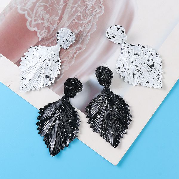 black white dangle earrings leaf shape earrings for women geometirc metal hanging earring statement 2021 trend jewelry drop earing, Silver
black white dangle earrings leaf shape earrings for women geometirc metal hanging earring statement 2021 trend jewelry drop earing, Silver
