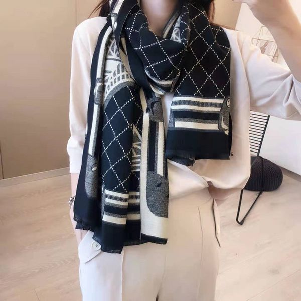 autumn and winter double-sided cashmere tower scarf female warm letter designer fashion shawl, Blue;gray
autumn and winter double-sided cashmere tower scarf female warm letter designer fashion shawl, Blue;gray