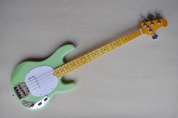 factory custom green body 4-strings electric bass guitar with maple neck,chrome hardware,offer customized.
factory custom green body 4-strings electric bass guitar with maple neck,chrome hardware,offer customized.
