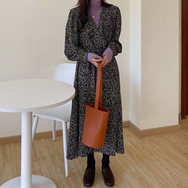 retro chic print elegant gentle office lady dress ruffles v-neck lazy style sweet women all match dresses 210421, Black;gray
retro chic print elegant gentle office lady dress ruffles v-neck lazy style sweet women all match dresses 210421, Black;gray