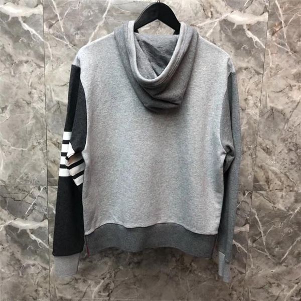 men's hoodies & sweatshirts 2021 fashion brand hooded men patchwork casual sportswear coat panelled pullovers clothing, Black 
men's hoodies & sweatshirts 2021 fashion brand hooded men patchwork casual sportswear coat panelled pullovers clothing, Black