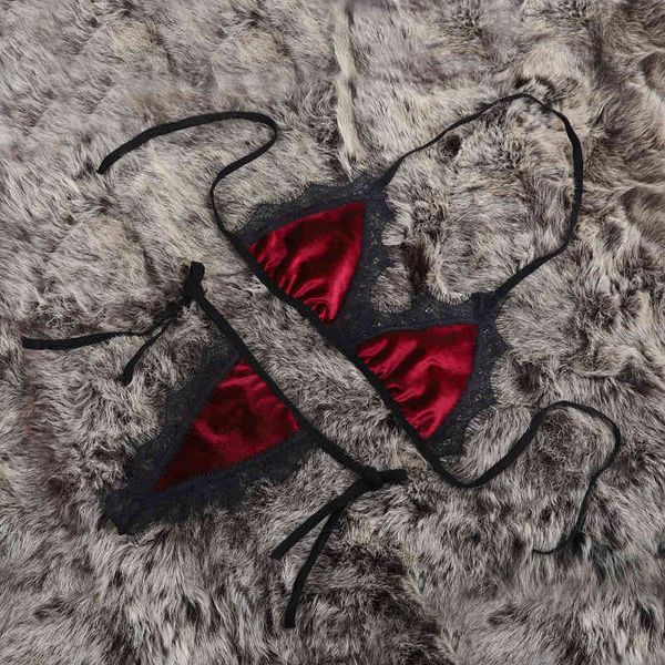 fun smooth silk flannel eyelash three-point bra underwear suit, Red;black