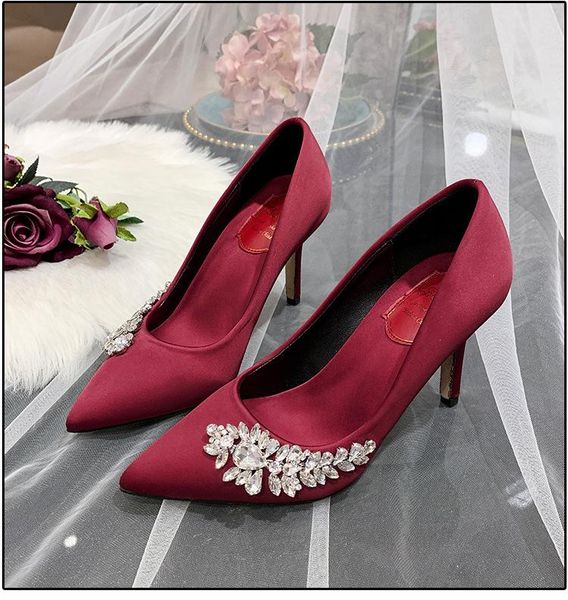 dress shoes luxury women wedding high heels rhinestone woman pumps pointed toe brand party plus size arrival 2021, Black
dress shoes luxury women wedding high heels rhinestone woman pumps pointed toe brand party plus size arrival 2021, Black
