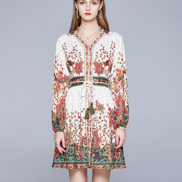 casual dresses 2021 fall winter vintage flower print long sleeve v-neck single-breasted dress women plus size runway mini robe vestidos, Black;gray
casual dresses 2021 fall winter vintage flower print long sleeve v-neck single-breasted dress women plus size runway mini robe vestidos, Black;gray