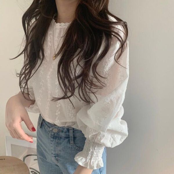 women's blouses & shirts women mesh blouse 2021 fashion ruffle shirt long sleeve lantern floral white lace o-neck casual
women's blouses & shirts women mesh blouse 2021 fashion ruffle shirt long sleeve lantern floral white lace o-neck casual