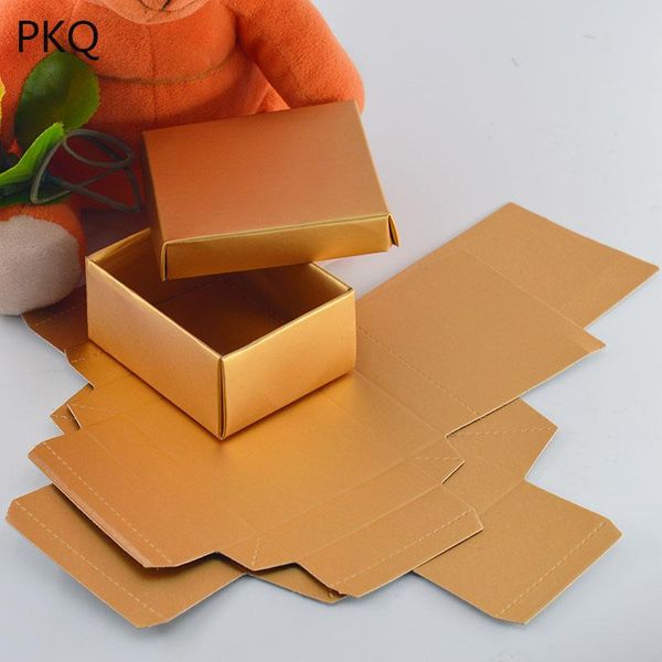 gift wrap 20pcs small jewelry box packaging boxes with lid gold/red/purple paper wedding favors candy chocolate
gift wrap 20pcs small jewelry box packaging boxes with lid gold/red/purple paper wedding favors candy chocolate