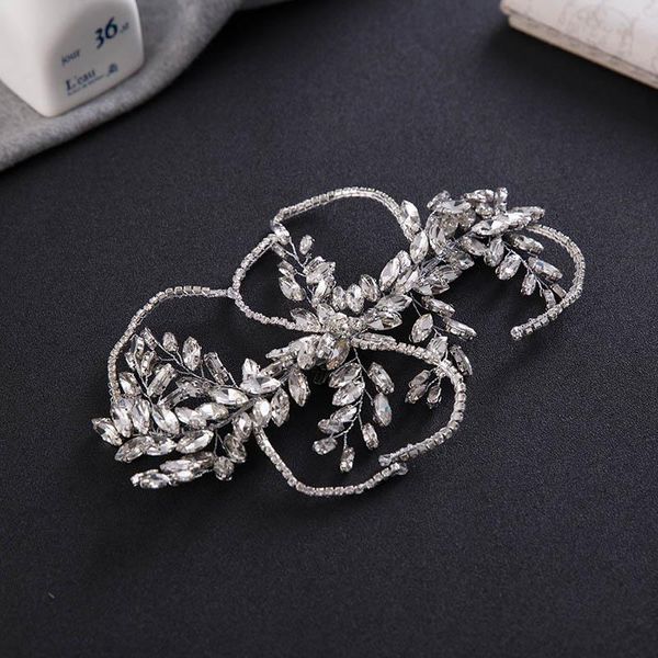 hair clips & barrettes luxury glittering rhinestone decorated hairpin banquet coiled bride wedding dress small and exquisite jewelry helh889, Golden;silver
hair clips & barrettes luxury glittering rhinestone decorated hairpin banquet coiled bride wedding dress small and exquisite jewelry helh889, Golden;silver