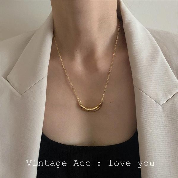 pendant necklaces korean retro geometric metal smile necklace cold wind style hook moon chain simple neck decoration jewlery, Silver
pendant necklaces korean retro geometric metal smile necklace cold wind style hook moon chain simple neck decoration jewlery, Silver
