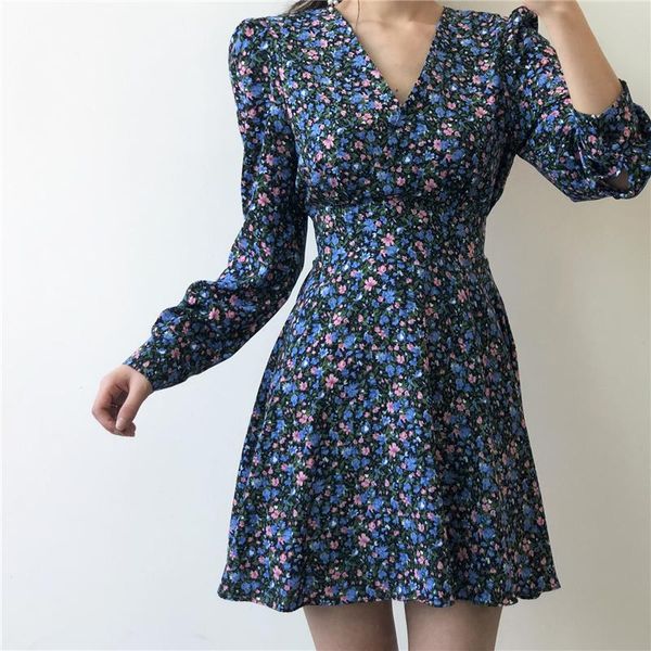 casual dresses women chic floral print dress 2021 spring v-neck high waist ladies sweet mini elegant lace up long sleeve a-line, Black;gray
casual dresses women chic floral print dress 2021 spring v-neck high waist ladies sweet mini elegant lace up long sleeve a-line, Black;gray