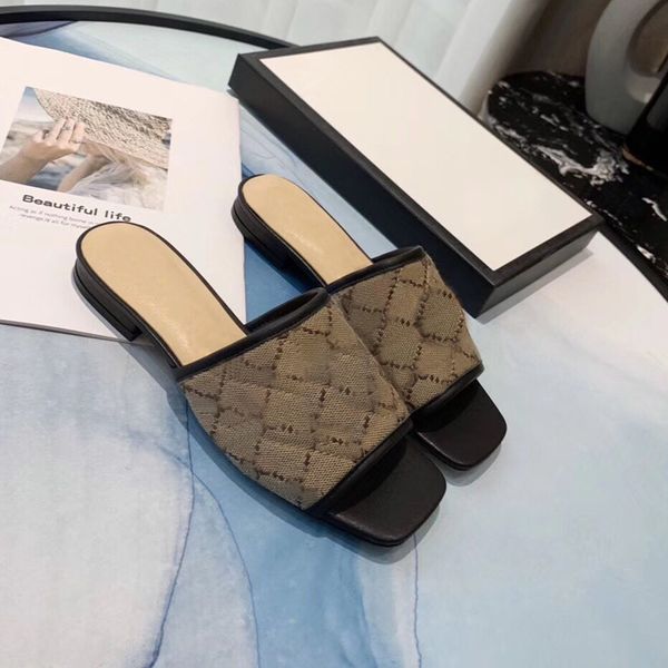 2021 luxury fashion designer slipper flat slippers with summer outdoor floor slide wedge sandals lady letters cowboy classic women beach sho, Black
2021 luxury fashion designer slipper flat slippers with summer outdoor floor slide wedge sandals lady letters cowboy classic women beach sho, Black