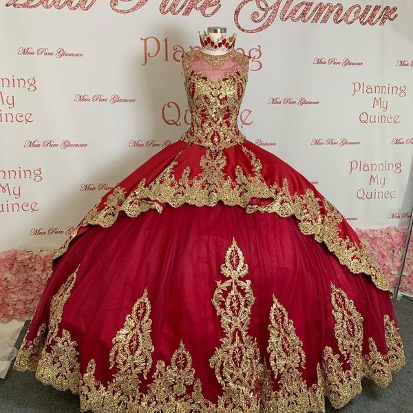 red ball gown quinceanera dresses with lace appliqued sheer jewel neck sweet 16 dress corset sweep train satin masquerade gowns, Blue;red
red ball gown quinceanera dresses with lace appliqued sheer jewel neck sweet 16 dress corset sweep train satin masquerade gowns, Blue;red