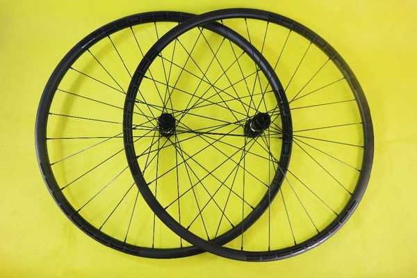 bike wheels speedsafe 1320g 700c 30mm asymmetric road disc carbon 25mm wide clincher tubeless 350 center lock pillar 1420 spokes
bike wheels speedsafe 1320g 700c 30mm asymmetric road disc carbon 25mm wide clincher tubeless 350 center lock pillar 1420 spokes