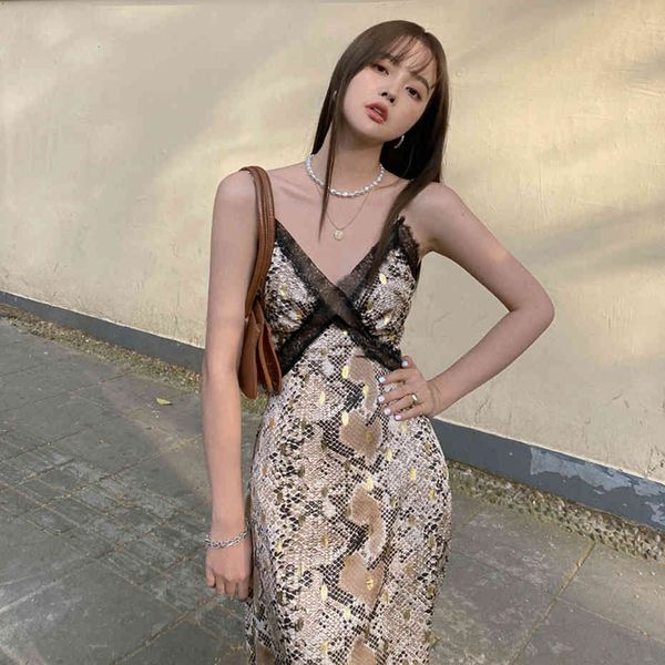 dresses french quality summer lace suspenders deep v-neck long high waist vest tank es snake print vestidos, Black;gray
dresses french quality summer lace suspenders deep v-neck long high waist vest tank es snake print vestidos, Black;gray