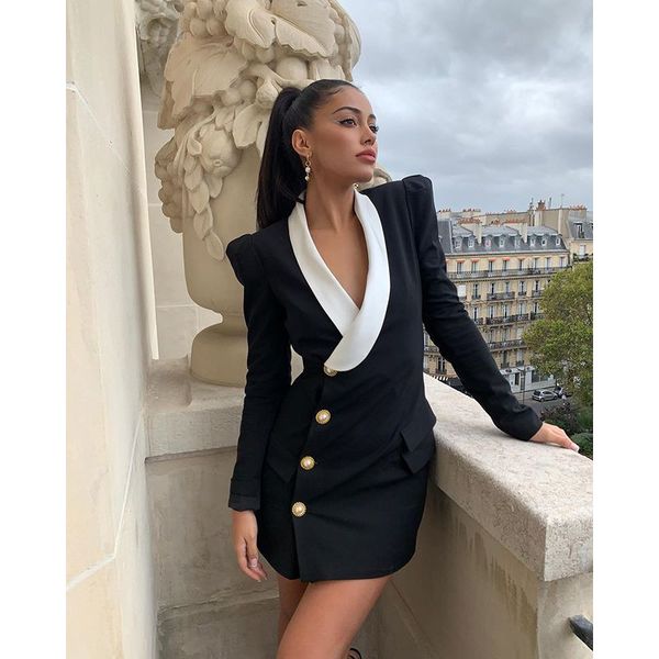 dresses 2021 winter women's retro style lapel long-sleeved single-breasted temperament color long suit jacket, Black;gray
dresses 2021 winter women's retro style lapel long-sleeved single-breasted temperament color long suit jacket, Black;gray