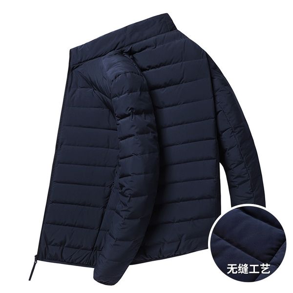 2021 autumn winter new lightweight men's short fashion seamless st collar white duck down warm and luxurious jacket, Black
2021 autumn winter new lightweight men's short fashion seamless st collar white duck down warm and luxurious jacket, Black