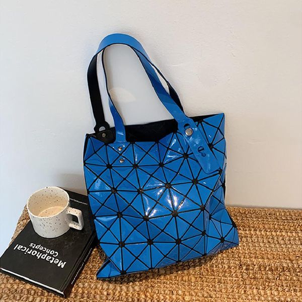 evening bags famous laser folding geometric tote bag 2021 fashion six-compartment crossbody one-shoulder handbag sac luxe cc
evening bags famous laser folding geometric tote bag 2021 fashion six-compartment crossbody one-shoulder handbag sac luxe cc