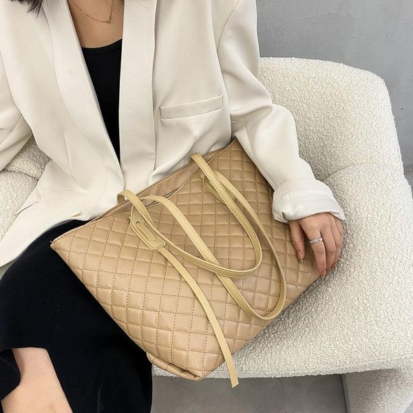 evening bags shoulder bag female tote designer handbag women purse retro fashion 2021 simple pu leather diamond lattice high capacity
evening bags shoulder bag female tote designer handbag women purse retro fashion 2021 simple pu leather diamond lattice high capacity