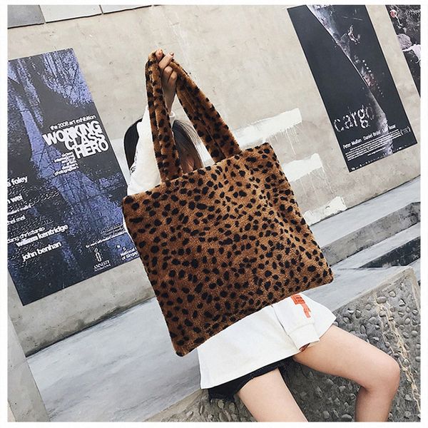 leopard print women handbag 2018 fashion plush women shoulder bag winter big capacity females bucket tote leopard dots girls bag 29qz#
leopard print women handbag 2018 fashion plush women shoulder bag winter big capacity females bucket tote leopard dots girls bag 29qz#