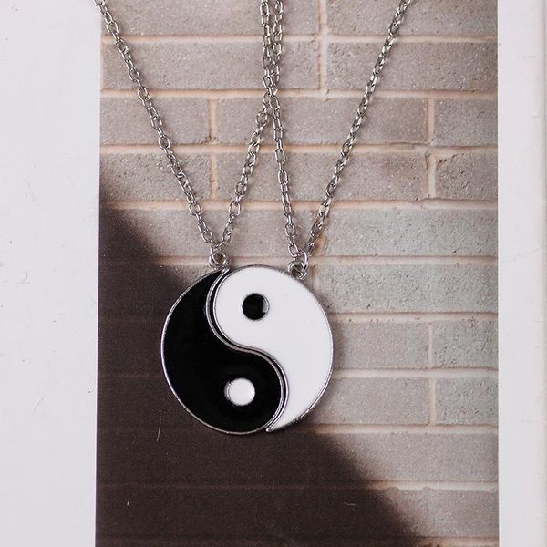 pendant necklaces 2pcs/set gold sliver alloy yin yang puzzle piece necklace birthday jewelry gifts for couple or friends unisex, Silver 
pendant necklaces 2pcs/set gold sliver alloy yin yang puzzle piece necklace birthday jewelry gifts for couple or friends unisex, Silver