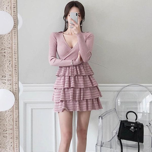 casual dresses runway fall winter korean elegant women's sweater bright silk long sleeve knitted cake v neck vestido, Black;gray
casual dresses runway fall winter korean elegant women's sweater bright silk long sleeve knitted cake v neck vestido, Black;gray