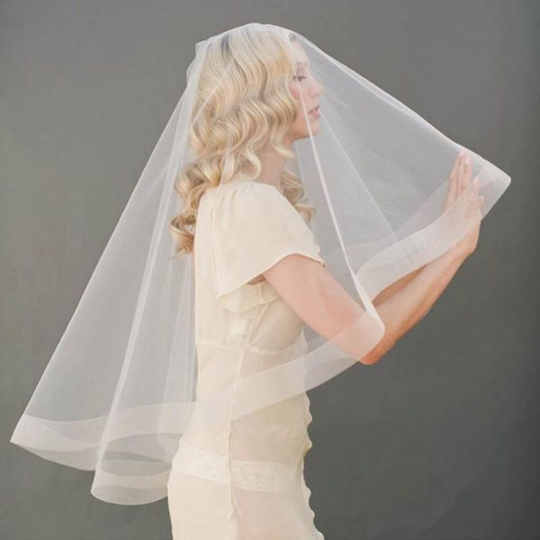 bridal veils elastic net arrival white/ivory headdress elegant pure yarn edge wedding dresses accessories with comb, Black
bridal veils elastic net arrival white/ivory headdress elegant pure yarn edge wedding dresses accessories with comb, Black