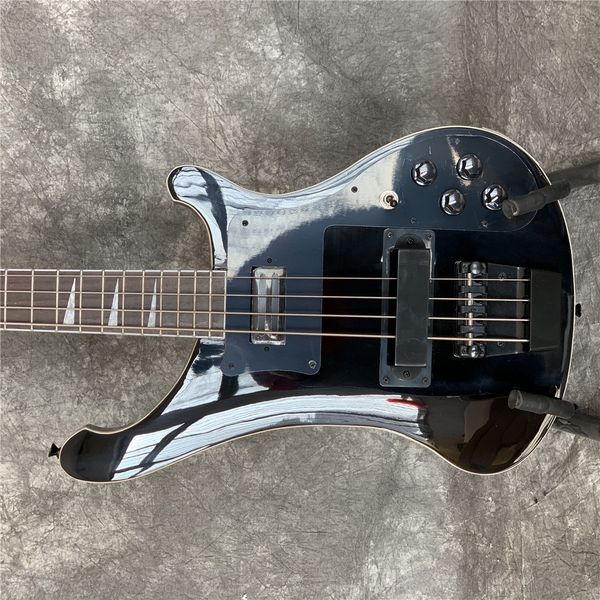 custom high-quality matte bass electric guitar, black hardware, good sound quality, real picture shooting.
custom high-quality matte bass electric guitar, black hardware, good sound quality, real picture shooting.