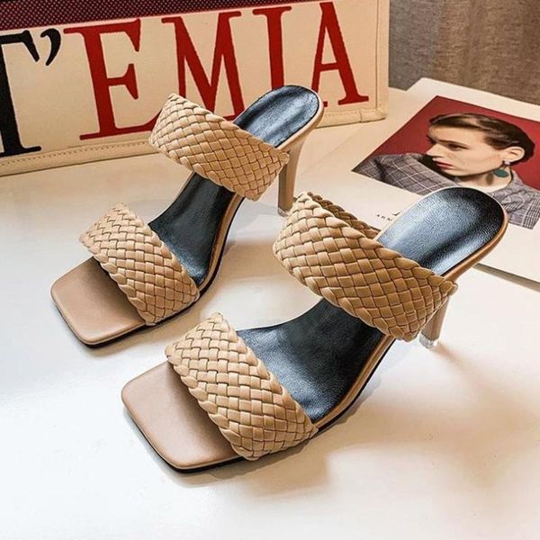 chaussons femme 2021 women slides low heels outdoor beach slippers brand design summer gladiator sandals shoes, Black
chaussons femme 2021 women slides low heels outdoor beach slippers brand design summer gladiator sandals shoes, Black