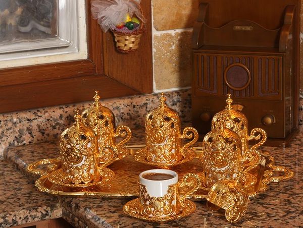 six person gullu pleasure coffee set 4 different color option plated 245 cups & saucers
six person gullu pleasure coffee set 4 different color option plated 245 cups & saucers