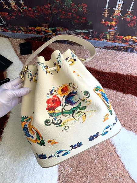evening bags handags for women female high-end quality leather shoulder bag ladies drawstring knapsack sac
evening bags handags for women female high-end quality leather shoulder bag ladies drawstring knapsack sac