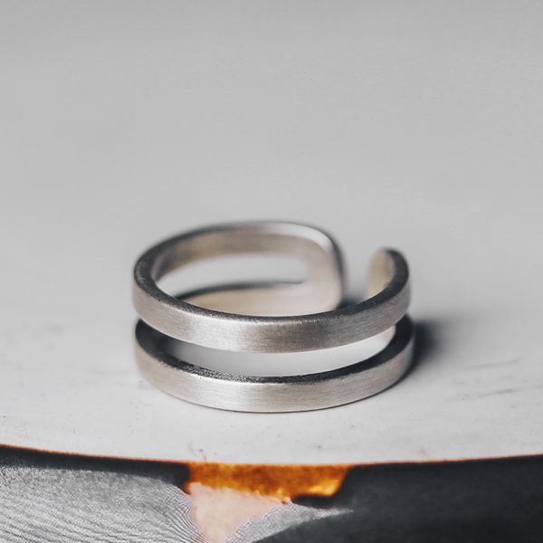 design handmade silver ring simple personality plain fashion men's and women's jewelry
design handmade silver ring simple personality plain fashion men's and women's jewelry