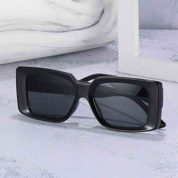 fashion trendy women men sun glass shad sunglass 2021, White;black
fashion trendy women men sun glass shad sunglass 2021, White;black