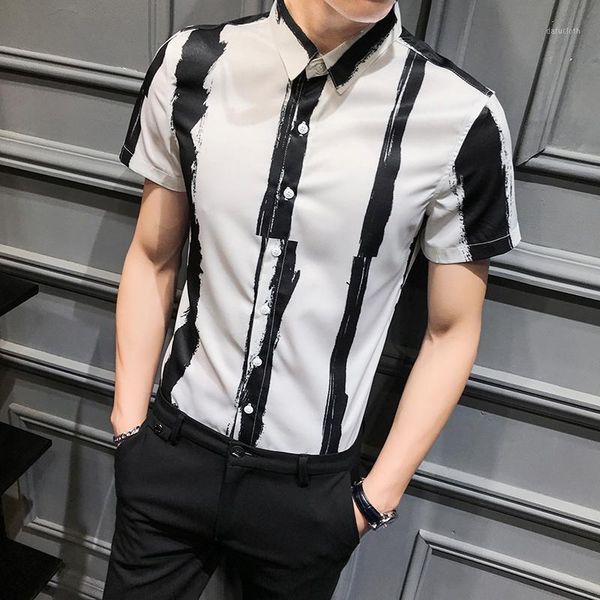 high-quality short-sleeved men's clothing shirts 2021 summer british style striped slim fashion casual, White;black
high-quality short-sleeved men's clothing shirts 2021 summer british style striped slim fashion casual, White;black