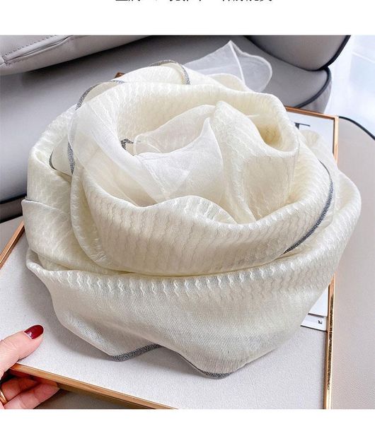 scarves 2021 solid silk scarf wool pashmina women shawls wraps floral lady winter bandana foulard echarpe hijab high quality, Blue;gray
scarves 2021 solid silk scarf wool pashmina women shawls wraps floral lady winter bandana foulard echarpe hijab high quality, Blue;gray
