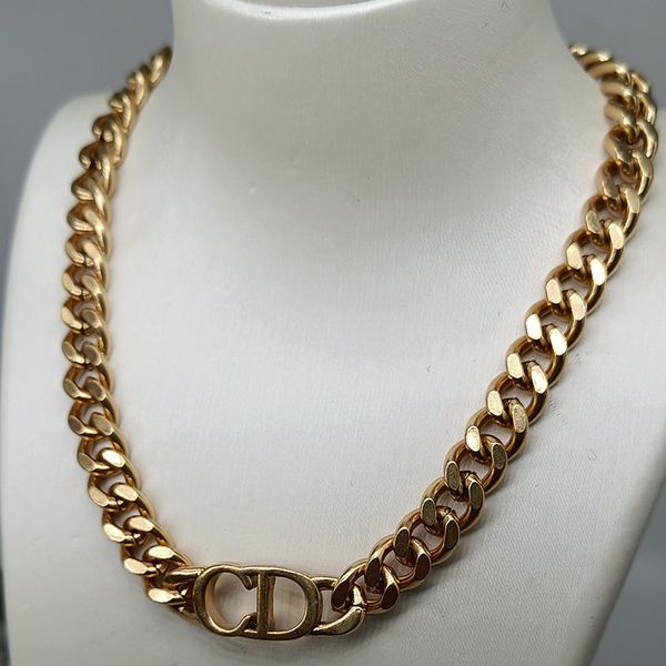 75% off luxury jewelry new large chain collarbone women's necklace exaggeration girl, Silver
75% off luxury jewelry new large chain collarbone women's necklace exaggeration girl, Silver