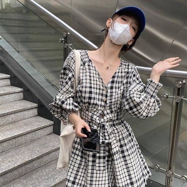women's tracksuits arrival autumn v-neck belt plaid shirt dress fashion print office lady long sleeve female wide leg short pants set, Gray
women's tracksuits arrival autumn v-neck belt plaid shirt dress fashion print office lady long sleeve female wide leg short pants set, Gray