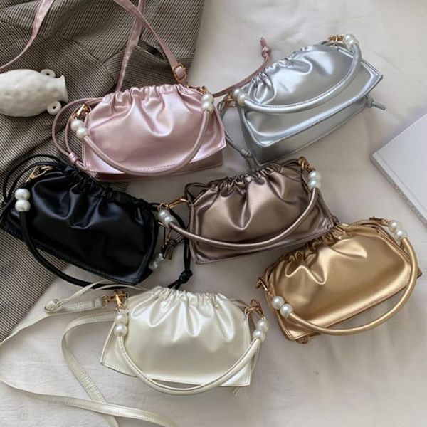duffel bags messenger bag cloud-shaped hand-held small faux beads cross body white black pink champagne silver gold for daily
duffel bags messenger bag cloud-shaped hand-held small faux beads cross body white black pink champagne silver gold for daily