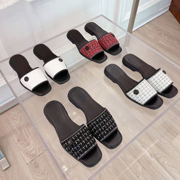 2022 new spring summer leisure slippers level leather special fabric stylish flat soled women designer slides sandals beach holiday ladies p, Black
2022 new spring summer leisure slippers level leather special fabric stylish flat soled women designer slides sandals beach holiday ladies p, Black