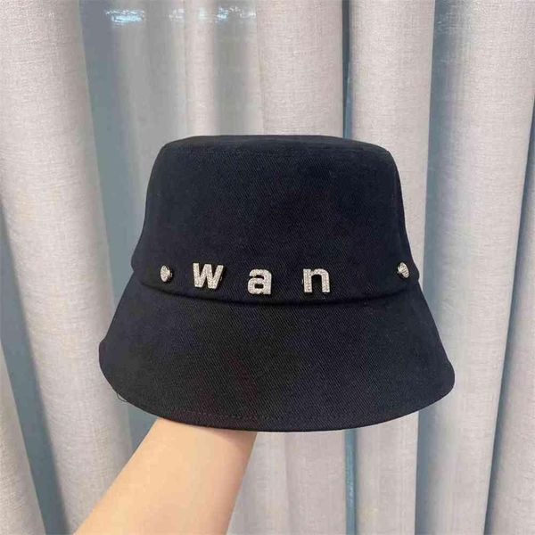 2021 new designer fisherman caps classic paragraph male and female high-quality woven straw sun ha29r, Blue;gray
2021 new designer fisherman caps classic paragraph male and female high-quality woven straw sun ha29r, Blue;gray