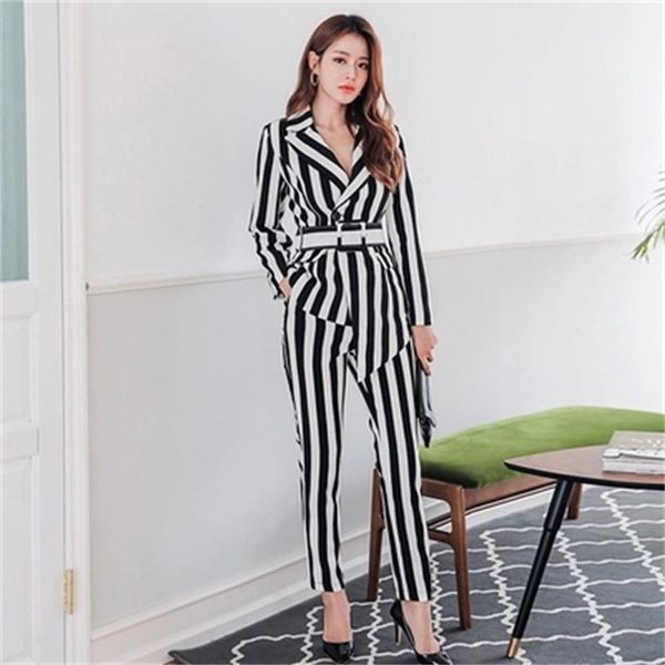 suit pants women's feet irregular stripe two-piece female autumn /spring fashion lapel professional casual two piece, White
suit pants women's feet irregular stripe two-piece female autumn /spring fashion lapel professional casual two piece, White