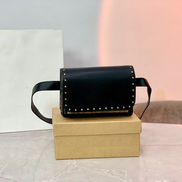 design s new ins fashion trend printing chain single shoulder messenger bag small square bag
design s new ins fashion trend printing chain single shoulder messenger bag small square bag