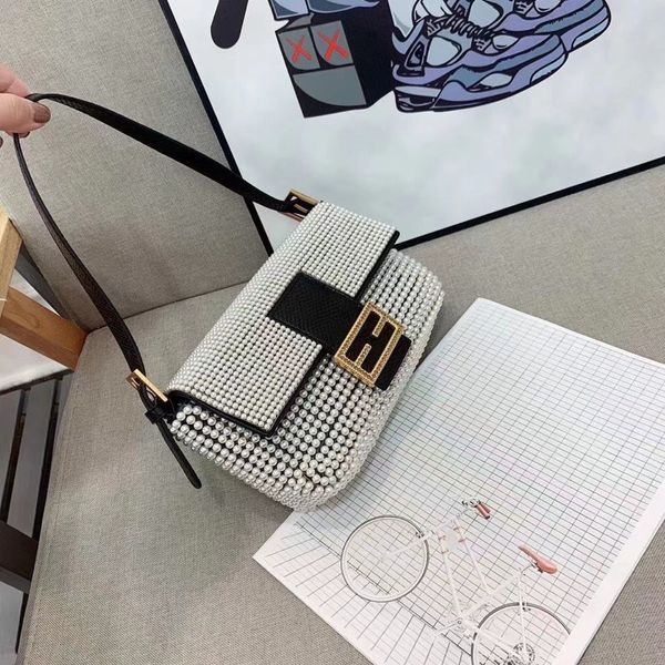 handbag fend diamond inlaid stick soft leather single shoulder underarm french niche women's advanced sense hand 2021 new fashion hilen
handbag fend diamond inlaid stick soft leather single shoulder underarm french niche women's advanced sense hand 2021 new fashion hilen