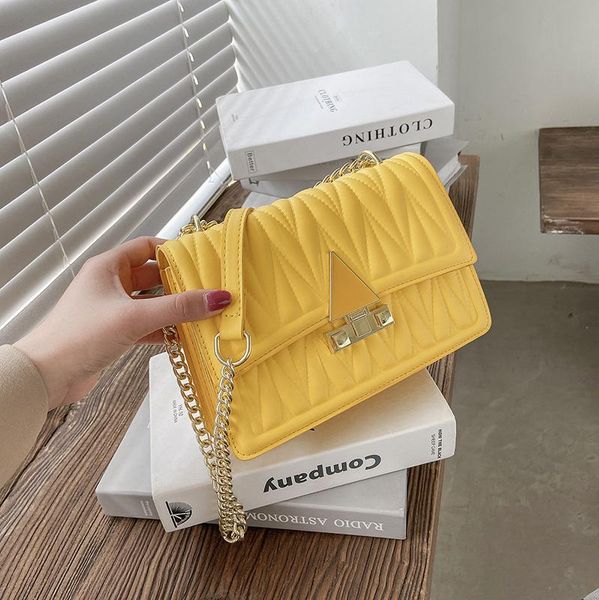 evening bags 2021 small bag female net celebrity fashion trend retro ladies shoulder fold messenger chain
evening bags 2021 small bag female net celebrity fashion trend retro ladies shoulder fold messenger chain